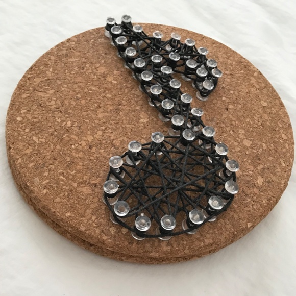 Handmade Eight Music Note Art Decor Round Black Brown Tan 7" Diameter - Picture 12 of 15